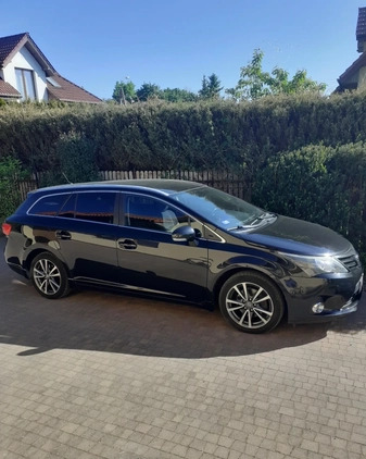 Toyota Avensis cena 37200 przebieg: 201260, rok produkcji 2013 z Legionowo małe 137